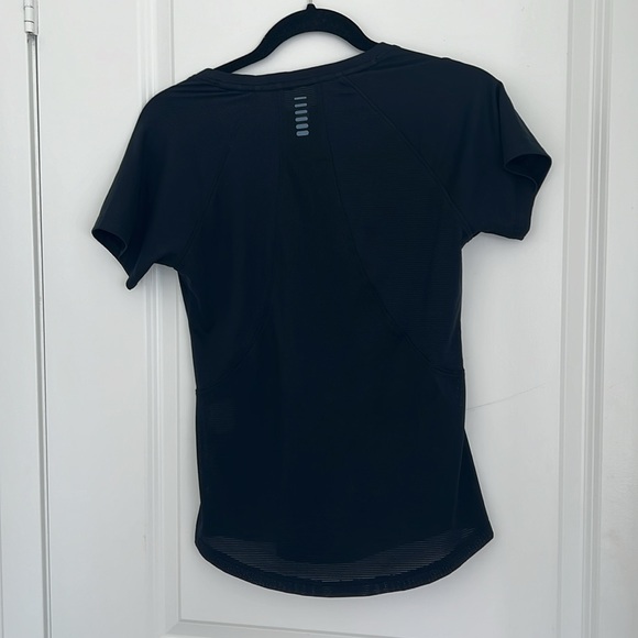 Under Armour Short Sleeve T-Shirt - Picture 4 of 4